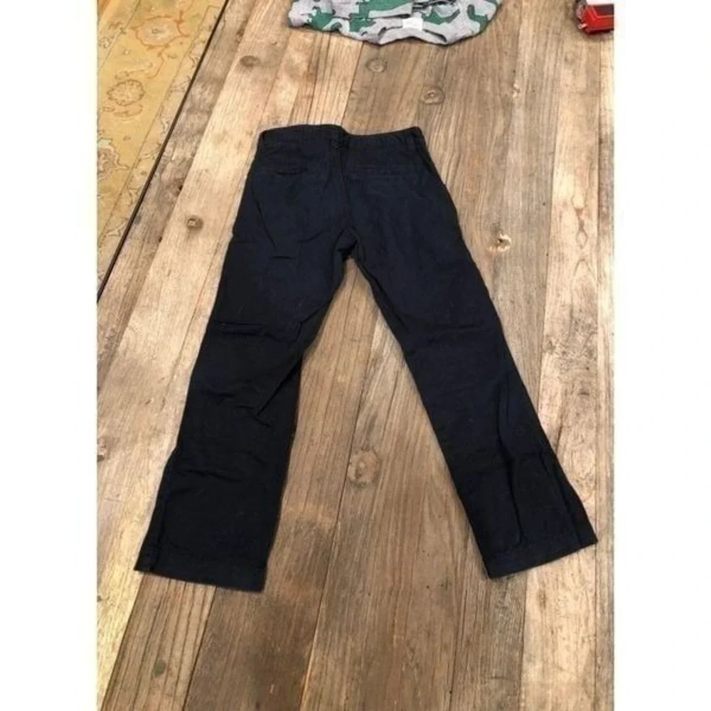 Gap Navy Khakis pants Boy Size 7‎